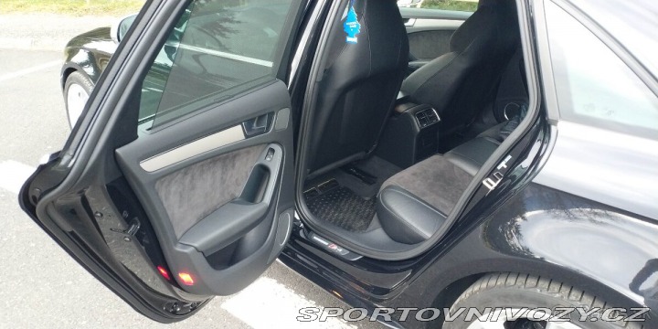Audi S4 B8 2010