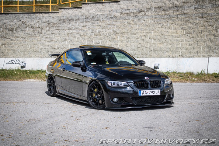 BMW 3 3 coupé e92 manuálm 580PS 2007