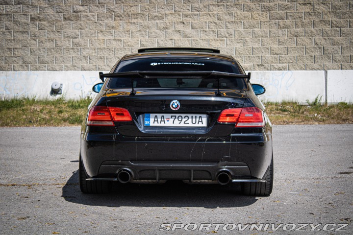 BMW 3 3 coupé e92 manuálm 580PS 2007