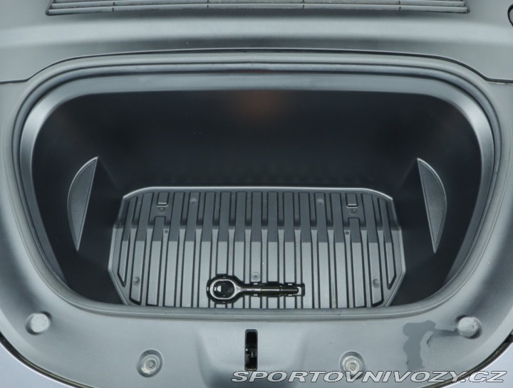 Tesla Model Y Long Range AWD 79kWh 2022