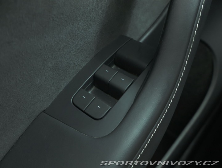 Tesla Model Y Long Range AWD 79kWh 2022
