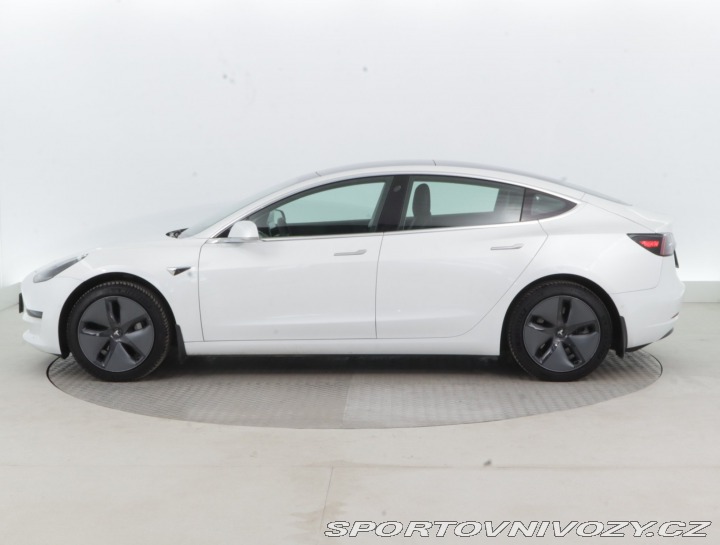 Tesla Model 3 Std Range Plus 52kWh 2019