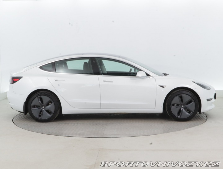 Tesla Model 3 Std Range Plus 52kWh 2019