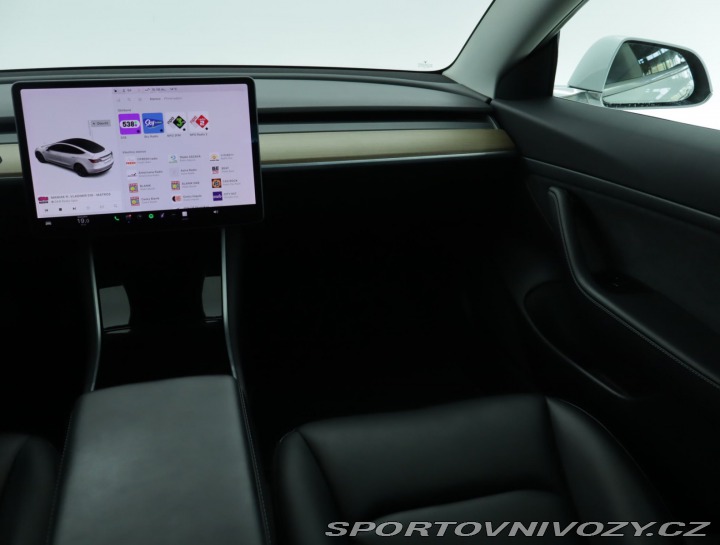 Tesla Model 3 Std Range Plus 52kWh 2019