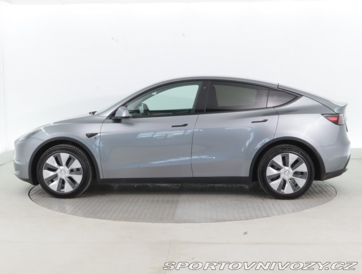 Tesla Model Y Long Range AWD 79kWh 2024