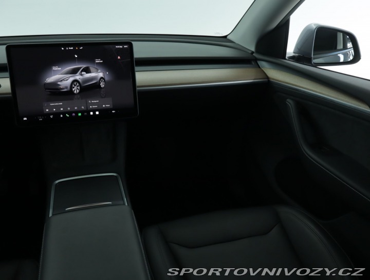 Tesla Model Y Long Range AWD 79kWh 2024