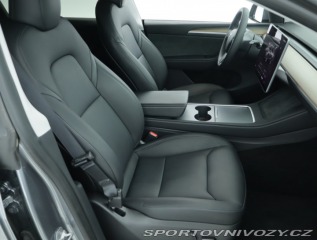 Tesla Model Y Long Range AWD 79kWh 2024