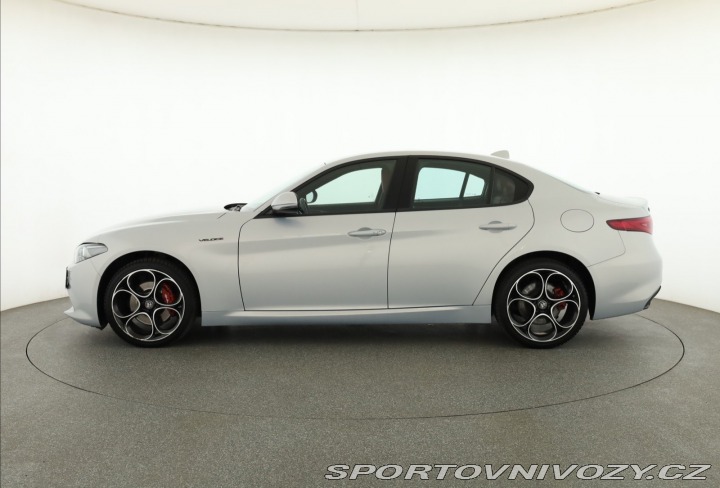 Alfa Romeo Giulia 2.0 Turbo 2021
