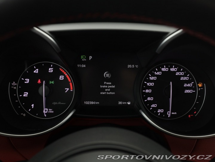 Alfa Romeo Giulia 2.0 Turbo 2021