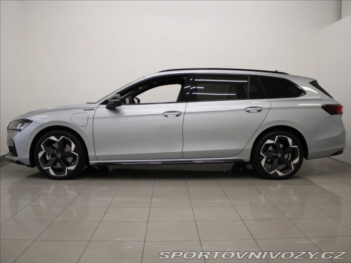 Škoda Superb 1,5 PHEV 204k.SportLine 5 2025