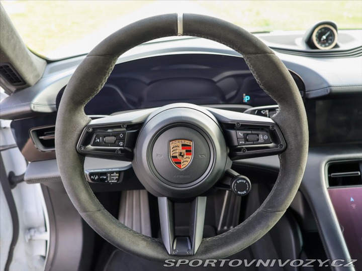 Porsche Taycan Turbo 460kW DPH CZ 2020