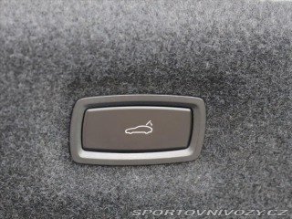 Porsche Taycan Turbo 460kW DPH CZ 2020