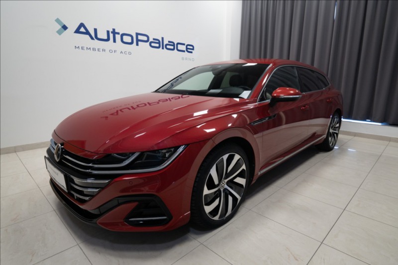 Volkswagen Arteon 2,0 TDI DSG R-LINE 1. MAJ