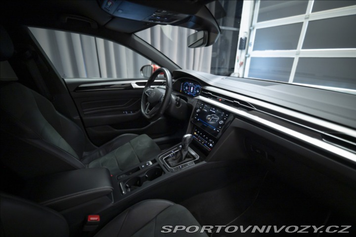 Volkswagen Arteon 2,0 TDI DSG R-LINE 1. MAJ 2022