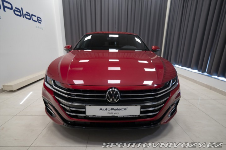 Volkswagen Arteon 2,0 TDI DSG R-LINE 1. MAJ 2022