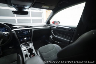 Volkswagen Arteon 2,0 TDI DSG R-LINE 1. MAJ 2022