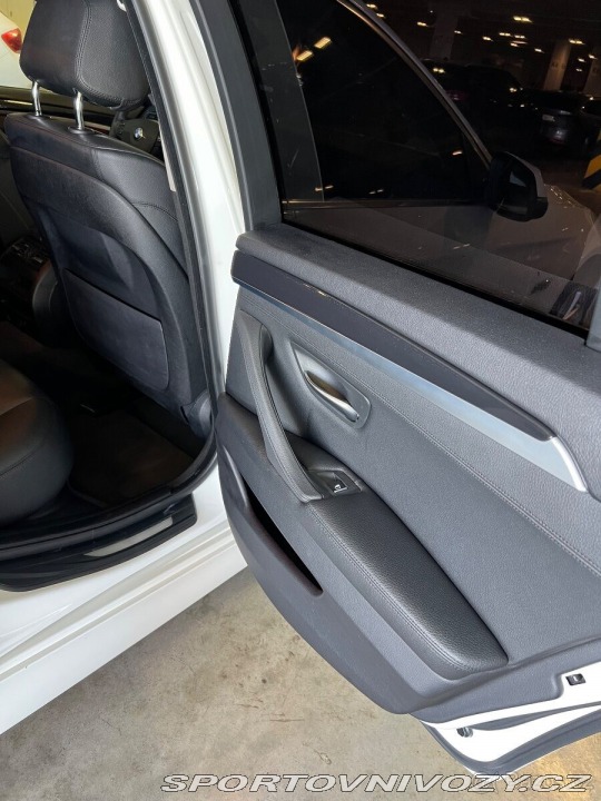 BMW 5 2,0 520 d Touring 1800