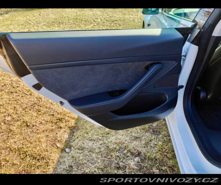 Tesla Model 3 Standard Range Plus – Zár 2019