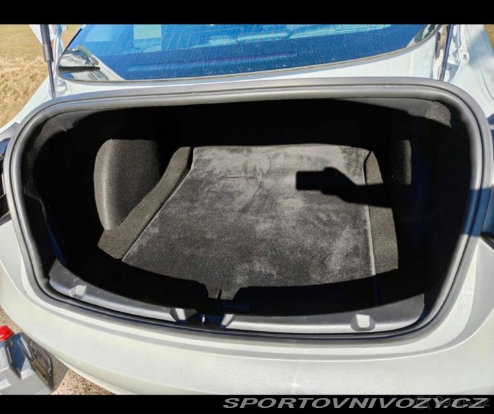 Tesla Model 3 Standard Range Plus – Zár 2019