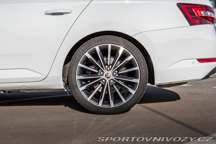 Škoda Superb Combi 2.0 TSI 4x4 L&K DSG 2016