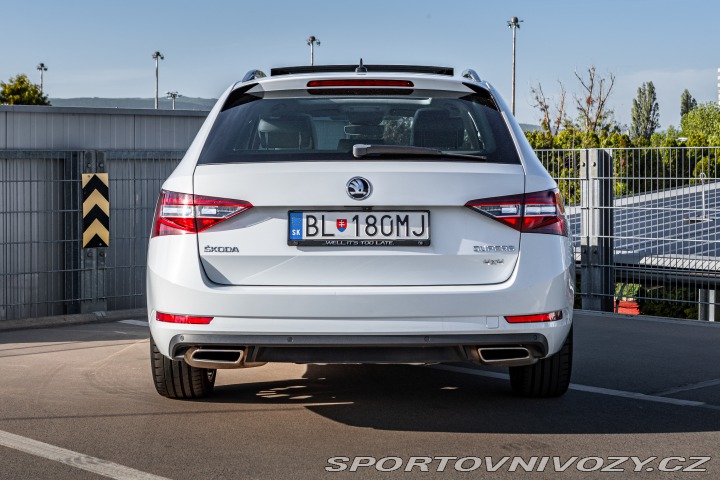 Škoda Superb Combi 2.0 TSI 4x4 L&K DSG 2016