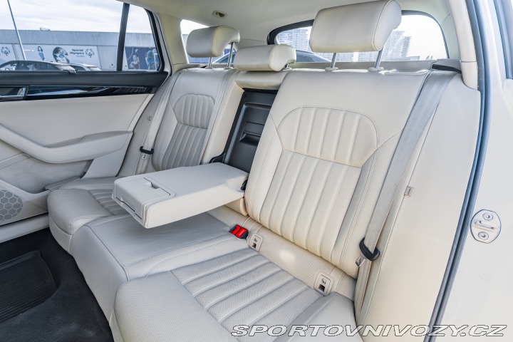 Škoda Superb Combi 2.0 TSI 4x4 L&K DSG 2016
