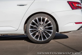 Škoda Superb Combi 2.0 TSI 4x4 L&K DSG 2016