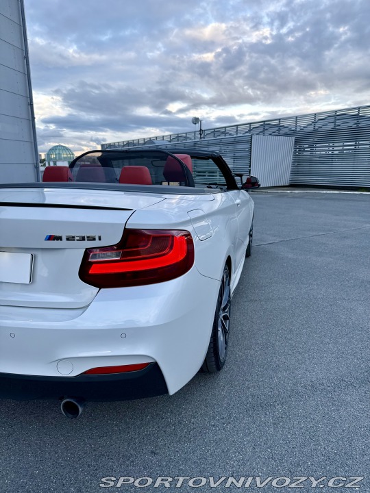 BMW 2 m235i AT RWD 2015