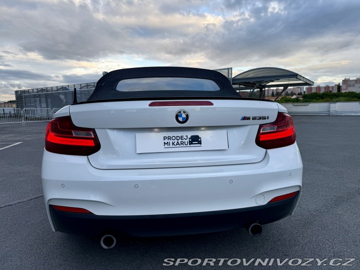 BMW 2 m235i AT RWD 2015