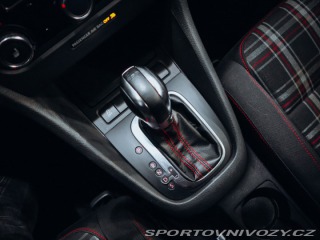 Volkswagen Golf GTI 2012