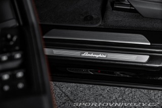 Lamborghini Urus B&O/23/Akrapovi 2022