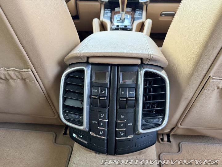 Porsche Cayenne S 4.8l V8 2011