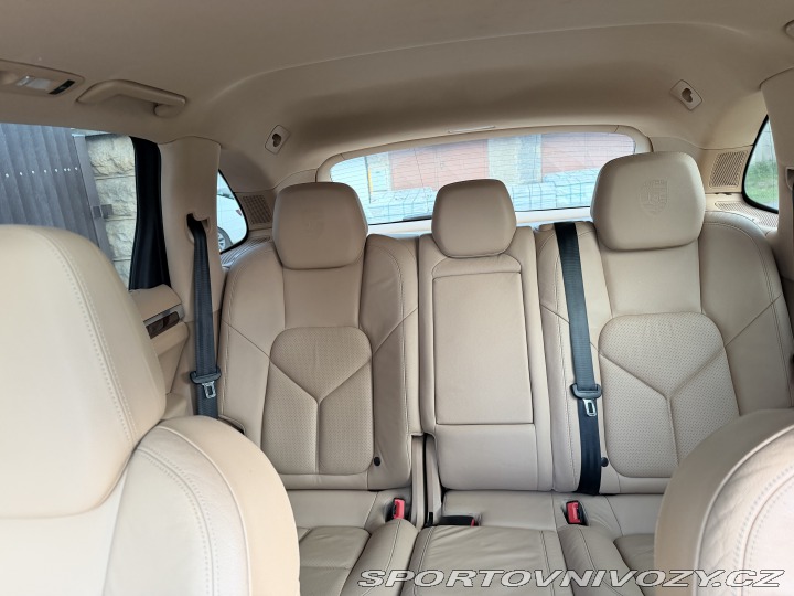 Porsche Cayenne S 4.8l V8 2011