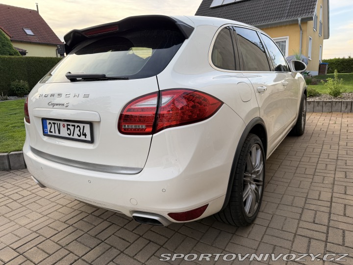 Porsche Cayenne S 4.8l V8 2011