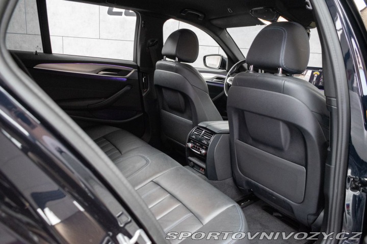 BMW 5 530d xD REZERVACE 2020