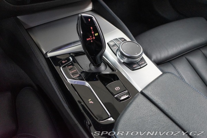BMW 5 530d xD ///MSPORT*TAŽNÉ*D 2020