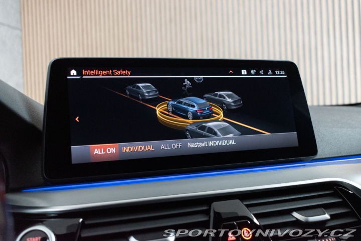 BMW 5 530d xD REZERVACE 2020