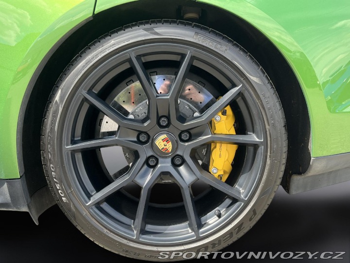 Porsche Taycan GTS Sport Turismo 2022