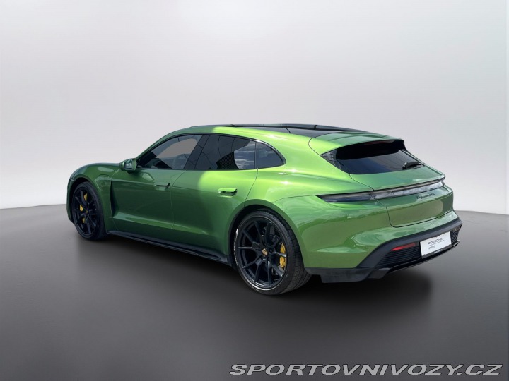 Porsche Taycan GTS Sport Turismo 2022