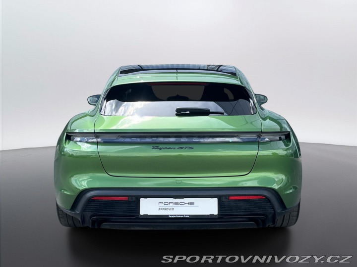 Porsche Taycan GTS Sport Turismo 2022