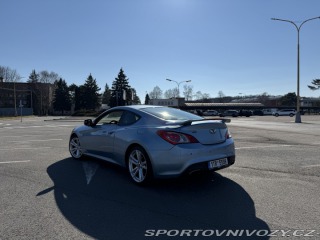 Hyundai Genesis Coupé 2012