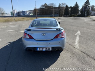 Hyundai Genesis Coupé 2012