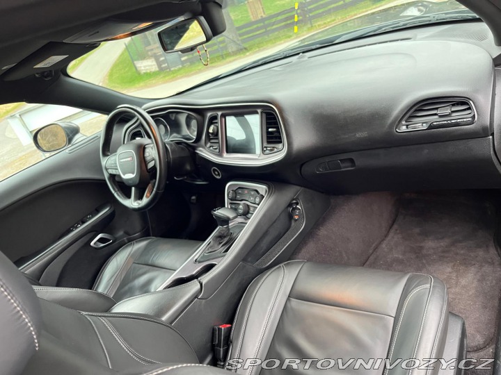 Dodge Challenger 2017