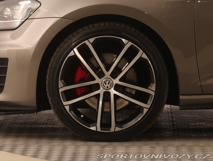 Volkswagen Golf 2.0 TDI GTD 2016