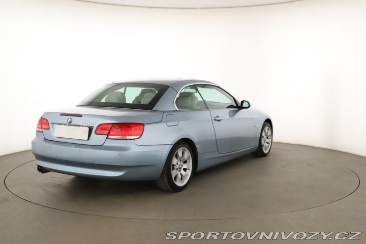 BMW 3 330 d 2009