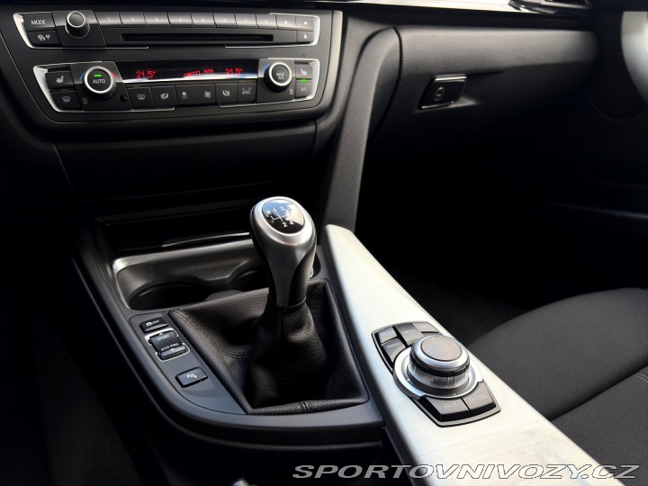 BMW 3 335i Sedan 2013