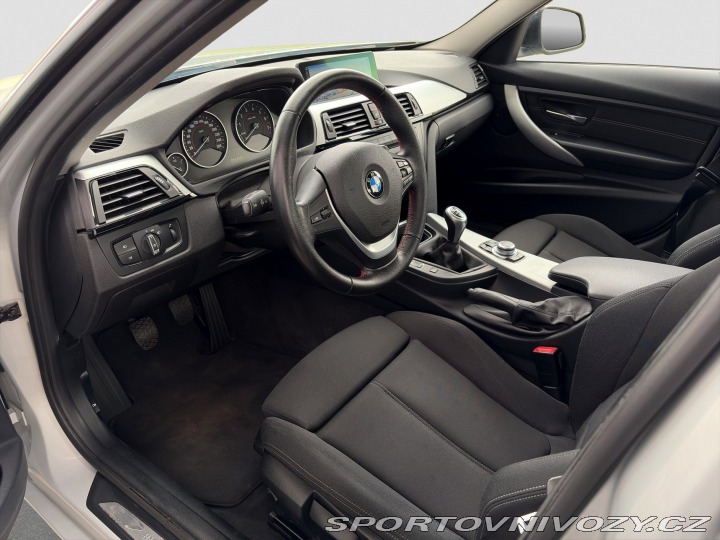 BMW 3 335i Sedan 2013