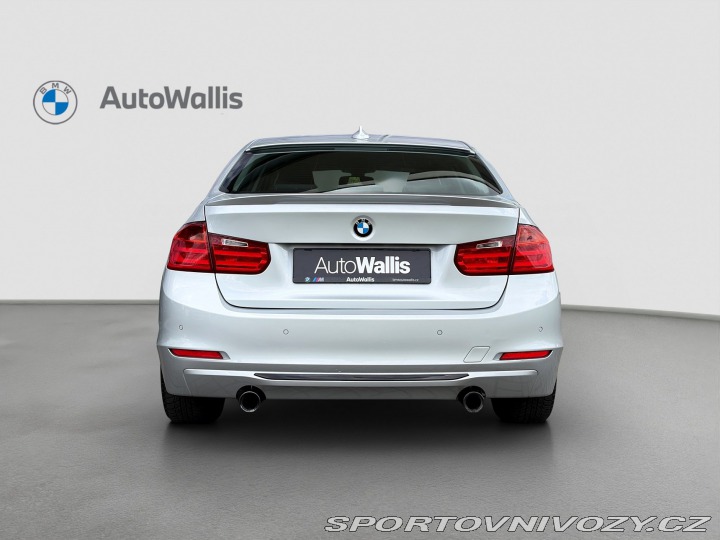 BMW 3 335i Sedan 2013