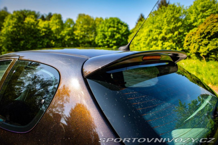 Peugeot 206 2.0 16V RC 2003