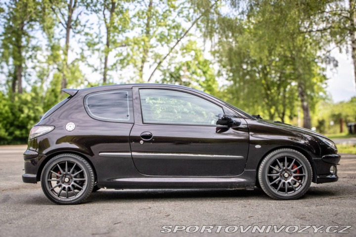 Peugeot 206 2.0 16V RC 2003